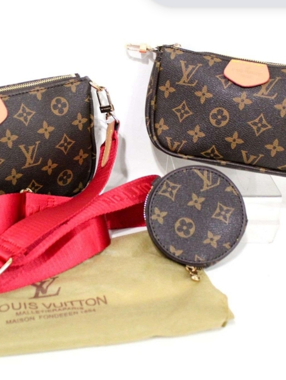 🔴 3 IN 1 Monogram Multi Pochette Accessory Crossbody Bag in Cherry Red Strap